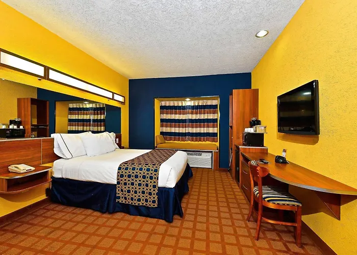 Microtel Inn & Suites by Wyndham New Braunfels I-35