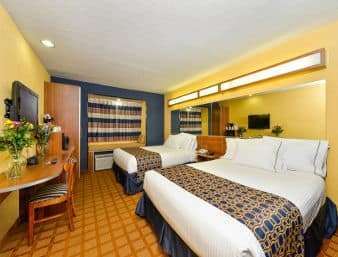 Microtel & By Wyndham I-35 Hotel